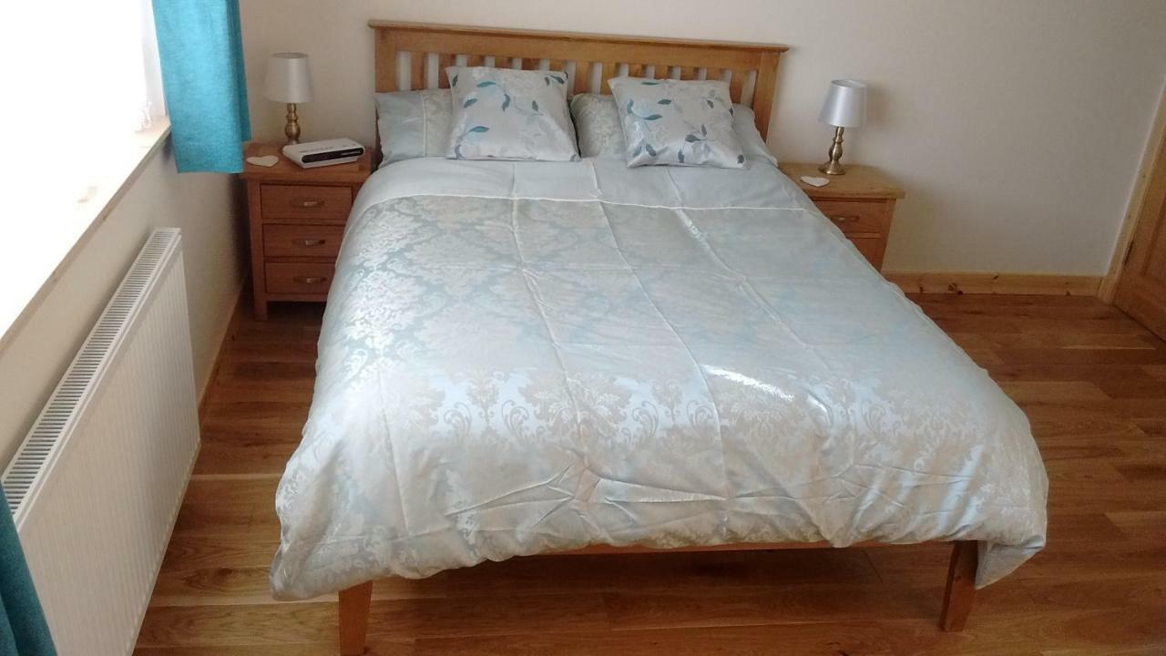 Fara 2 Room, 1 Bedroom - B&B Private Suite カークウォール エクステリア 写真